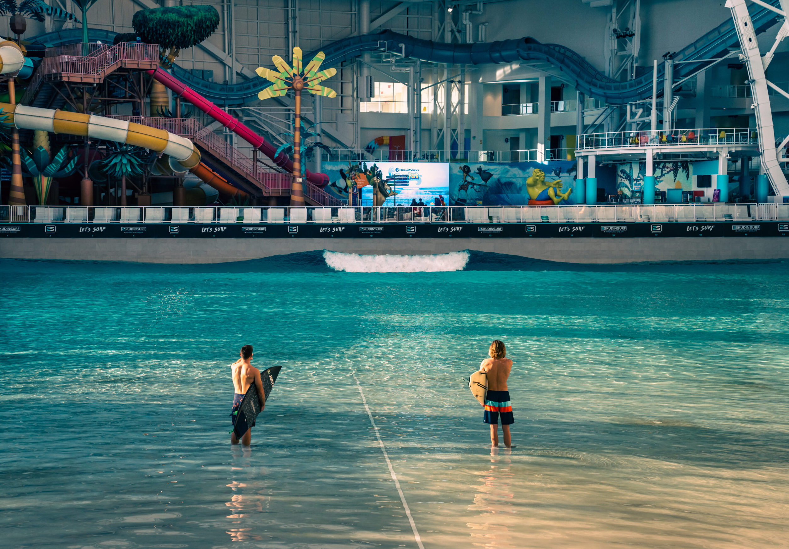 Skudin Surf at American Dream - Indoor Wave Pool